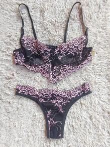 Mirella Two-Tone Lace Braless Lingerie Set - Màu hồng gỉ - Xem 1