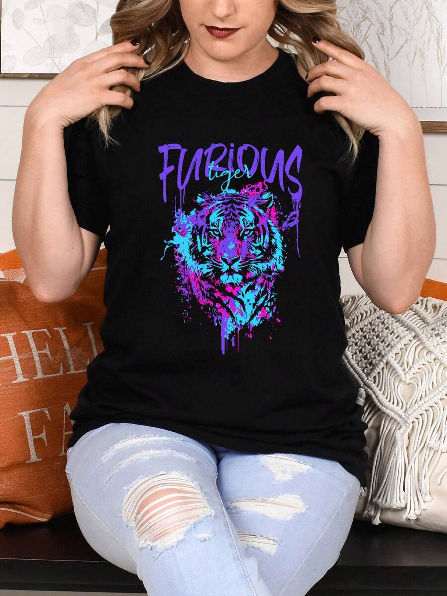 Oversized Style For Women, Furious Tiger Graphic Tee Comfortable Cotton Unisex Stylish For Everyday Wear And Animal Lovers, Loose Type T-Shirt For Women