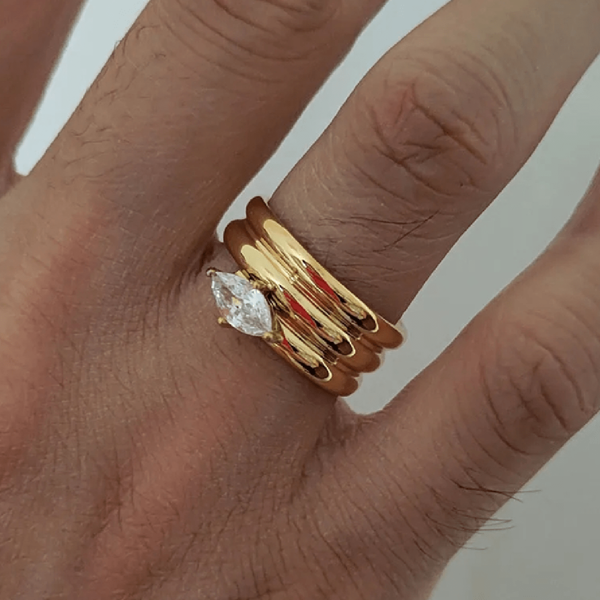 VKHK 1 pezzo Anello in acciaio inossidabile placcato oro 18 carati con pietra agli occhi, multistrato, gioiello regalo di coppia per donna e uomo