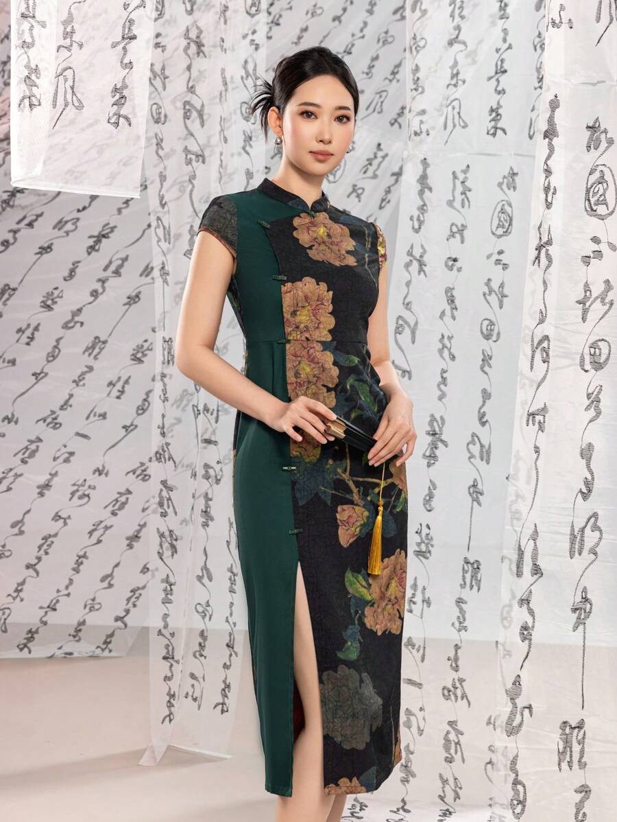 Short Sleeve Floral Designs Contrast Color New Chinese Style Cheongsam Qipao Dress - Black - View 1