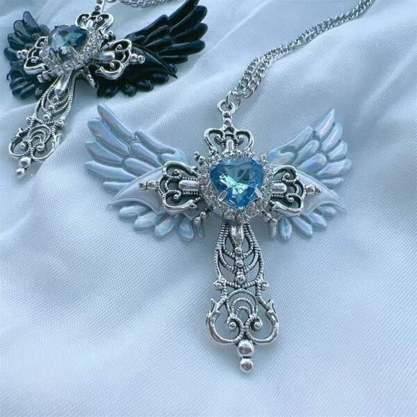 1 pièce Collier pendentif bohème à la mode et créatif avec des ailes ouvertes décoré de pierres synthétiques, design minimaliste, cadeau de bijoux pour femmes, convient pour les festivals, les fêtes et les événements