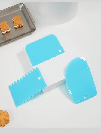3 件套蛋糕刮刀、梳子和抹刀工具套装 - 可重复使用糖霜面团面包黄油披萨切刀，蓝色