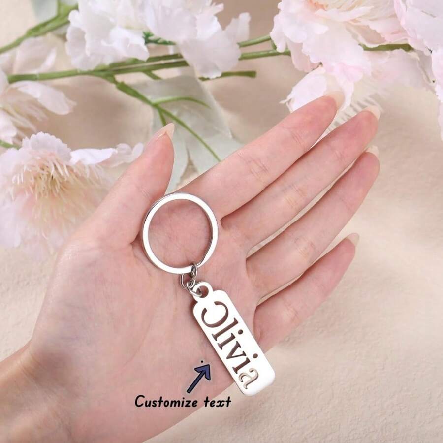 1 件个性化不锈钢钥匙扣 - 定制姓名雕刻，防过敏，送给女士、女儿和妻子的完美礼物独特项链 - 彩色 - 查看 1