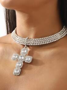 1pc Exaggerated Rhinestone Cross Necklace, Stylish And Chic Hiphop Charm Choker Necklace For Women