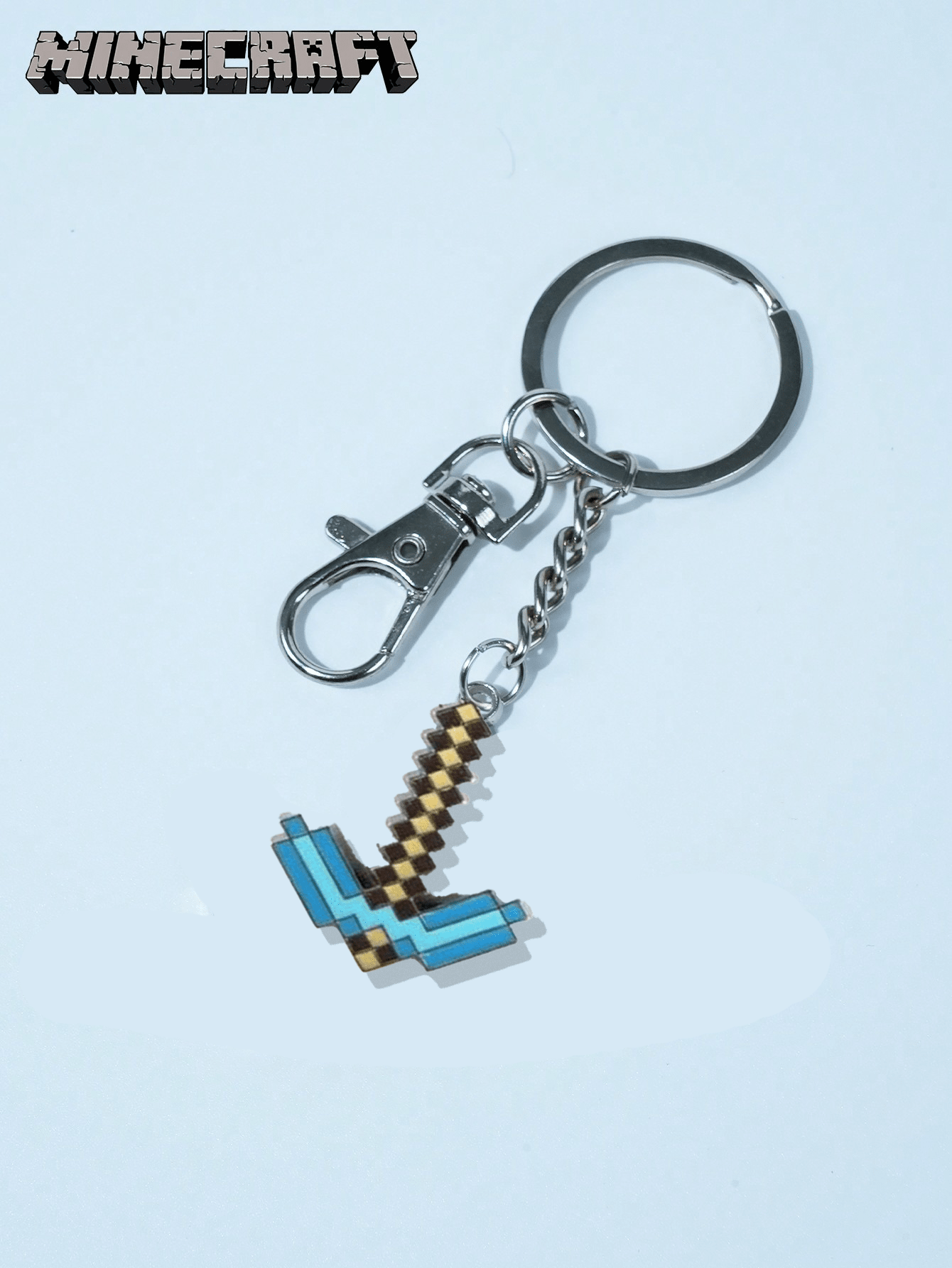 Minecraft 1 pezzo Portachiavi a piccone, decorazione per zaino, ciondolo alla moda da anime, decorazione per famiglia, amici, divertente regalo di compleanno, accessori per auto, ciondolo per zaino per la scuola, accessori goth carini Y2K, Ognissanti, Festa degli Insegnanti