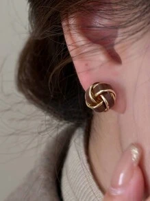 2 件 Maillard 耳环，米色和金色女士耳环，独特设计，复古法式风格，暖色优雅耳环 - 咖啡棕 - 查看 4