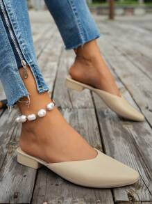 女士一脚蹬平底鞋，韩版方头，简约优雅的设计，适合日常穿着、工作、休闲外出、约会、聚会、通勤、商务。尖头平底鞋，新款软底一脚蹬，低跟，防滑，休闲，时尚，轻便，纯色，透气平底鞋（尺码偏小）