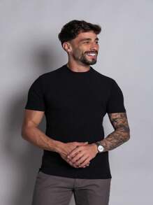 Camiseta Canelada Gola Média Slim com elastano - Preto - Visão 1