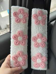 1pc/2pcs Car Seat Belt Lamb Hair Shoulder Protection Three Flower Shoulder Protection Cover Spring Autumn Winter Universal - one-size - View 14