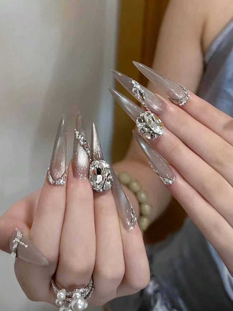 24개 Xxl 롱 스틸레토 네일, 샴페인/티 로즈 고양이 눈 디자인과 화이트 라인스톤, 풀 네일을 위한 우아하고 미니멀한 젤 네일 커버, 젤 폴리쉬 1개, 파일 1개 포함 - 파티, 결혼식 및 일상복에 적합한 네일 용품 네일 프레스