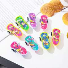 4件/6件/10件/20件迷你回力手指滑板车玩具（颜色随机） - 彩色 - 查看 1