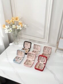 CASEGRACE 1 hộp đựng trang sức du lịch, đựng hoa tai, nhẫn, vòng tay, vòng cổ - Hộp đựng trang sức đơn giản, nhỏ gọn, di động và tiện dụng, hộp đựng trang sức, hộp đựng trang sức cho phụ nữ và trẻ em gái, quà tặng ngày lễ tinh tế và khó quên cho Ngày của Mẹ và Ngày lễ tình nhân, quà tặng Giáng sinh - nhiều màu - Xem 5