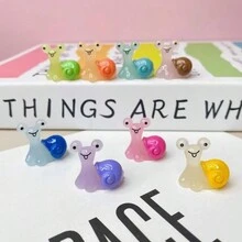 Con ốc sên phát sáng trong bóng tối bằng nhựa mô phỏng sáng tạo mới, Phụ kiện trang sức DIY bán buôn, Vật liệu cảnh quan, Động vật côn trùng Con ốc sên nhỏ phát sáng đầy màu sắc Trang trí phòng, Quà tặng cho trẻ em, Màu sắc hỗn hợp - Nhiều màu - Xem 9