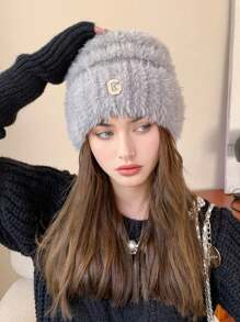 1pc Women Striped Knit Beanie Hat With G Metal Logo, Warm Thick Ear Protection Winter Hat, Cute Casual Elegant Retro Streetwear Fashion Versatile Ski Outdoor Travel Party Daily Use,Summer,Beach,Holiday,Festival - R Mark - View 9