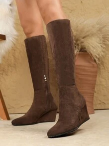 Botas altas para mujer con puntera puntiaguda, tacón de cuña, fuste, de marca europea de tendencia, para otoño e invierno