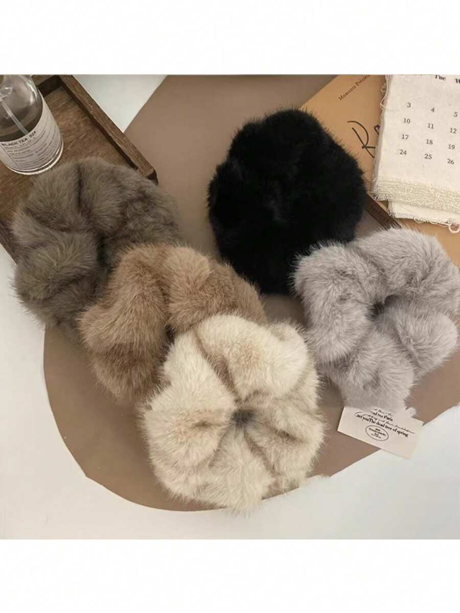 1 Stück eleganter einfarbiger, lässiger Polyester-Kunstpelz Scrunchie, Premium 2024 Herbst/Winter Vintage Retro Haargummi Accessoire, geeignet als Geschenk für Familie und Freunde an Feiertagen, toll für Fotos, Reisen, zum Warmhalten