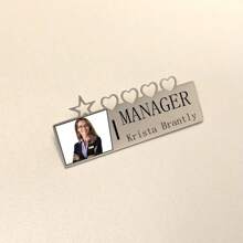 1 tấm biển tên cá nhân tùy chỉnh, biển tên doanh nghiệp khắc, huy hiệu, logo, chữ cái, khẩu hiệu, số có ghim khắc, thời trang không gỉ, cổ điển, hợp đồng, thời trang mùa thu, phong cách, unisex, tiền cũ tùy chỉnh, cá nhân hóa, độc đáo, tùy chỉnh quà tặng lý tưởng cho anh ấy gia đình, ông bà, trẻ em, bạn trai cho lễ tốt nghiệp, cho đám cưới, cho Giáng sinh, cho mùa đông, cho mùa thu/thu, cho những phát hiện ngày lễ, thời trang mùa đông, quà tặng Giáng sinh, đồ trang trí Giáng sinh, đồ trang trí Giáng sinh cá nhân hóa, quà tặng cá nhân hóa cho phụ nữ/nam giới, phụ kiện Giáng sinh - Nhiều màu - Xem 30