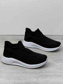 New Casual Shoes For Women, Comfortable Sneakers, Breathable And Dust-Proof, Sock-Like Design For Easy Wear, Fashionable And Versatile, Suitable For Various Occasions, Classic Black And White Colorways (Unisex/Couples/Women's New Arrivals)