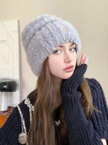 1pc Women Striped Knit Beanie Hat With G Metal Logo, Warm Thick Ear Protection Winter Hat, Cute Casual Elegant Retro Streetwear Fashion Versatile Ski Outdoor Travel Party Daily Use,Summer,Beach,Holiday,Festival - R Mark - View 5