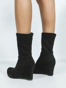 女式全新厚底厚底坡跟系带圆头中筒靴，时尚防水毛皮衬里一脚蹬黑色弹力高筒靴，加大码 - 黑色 - 查看 8