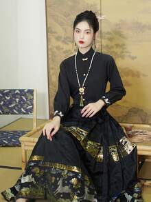 复古优雅端庄中国风春季蝴蝶刺绣黑色金属结纽扣适合农历新年、日常、街头、通勤、家居等场合穿汉服上衣唐装