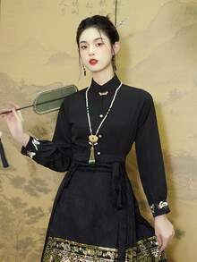 复古优雅端庄中国风春季蝴蝶刺绣黑色金属结纽扣适合农历新年、日常、街头、通勤、家居等场合穿汉服上衣唐装