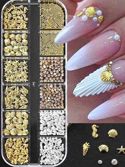 12 pièces Décorations d'ongles thème océanique 3D, multiformes en alliage doré: coquillages, ormeau, hippocampe, étoile de mer, conque, perles de caviar miniatures, strass. Série océanique 3D, accessoires de bijouterie d'ongles, fournitures pour le nail art et les projets DIY