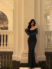 Sexy Spaghetti Strap Velvet & Contrast Lace High Stretch Semi-Sheer Evening Gown, Autumn/Winter