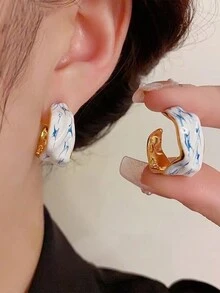 Moonfan 2 件不对称蓝白釉耳环，适合女性日常佩戴 - 彩色 - 查看 1