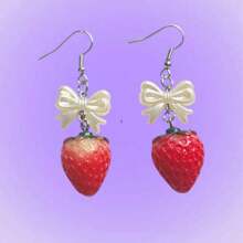Pair Of Kawaii Strawberry Earrings With Pearl Bow White Strawberry Resin Earring Stainless Steel Silver - 草莓 - 查看 3