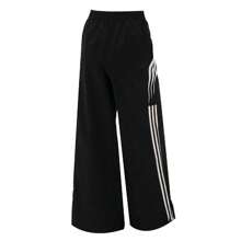 Adidas Originals 女士宽松舒适慢跑裤，建议订购小一码，IW5509 - 黑色 - 查看 2