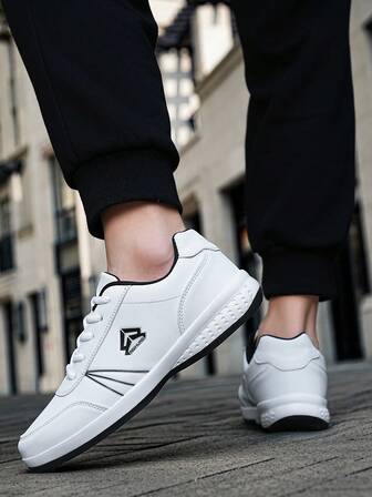 男女通用休闲跑鞋，轻便、透气、时尚运动鞋，适合青少年