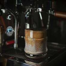 1 件时尚极具吸引力的玻璃杯，适用于咖啡、威士忌、热牛奶、果汁、茶 - 适合日常使用 - 琥珀色 - 查看 1