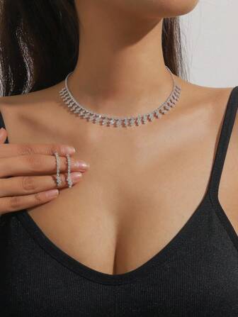 女士首饰套装，银水晶项链和耳环，优雅时尚，简洁大方，适合婚礼、联欢会、派对和各种场合