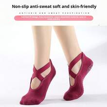 1 Đôi tất tập thể dục chống trượt có dây đeo chéo, lót nhiệt dày, chấm bi, thoáng khí, tập khiêu vũ Pilates. Bao bì bên ngoài của sản phẩm được giao ngẫu nhiên. - Nhiều màu - Xem 8