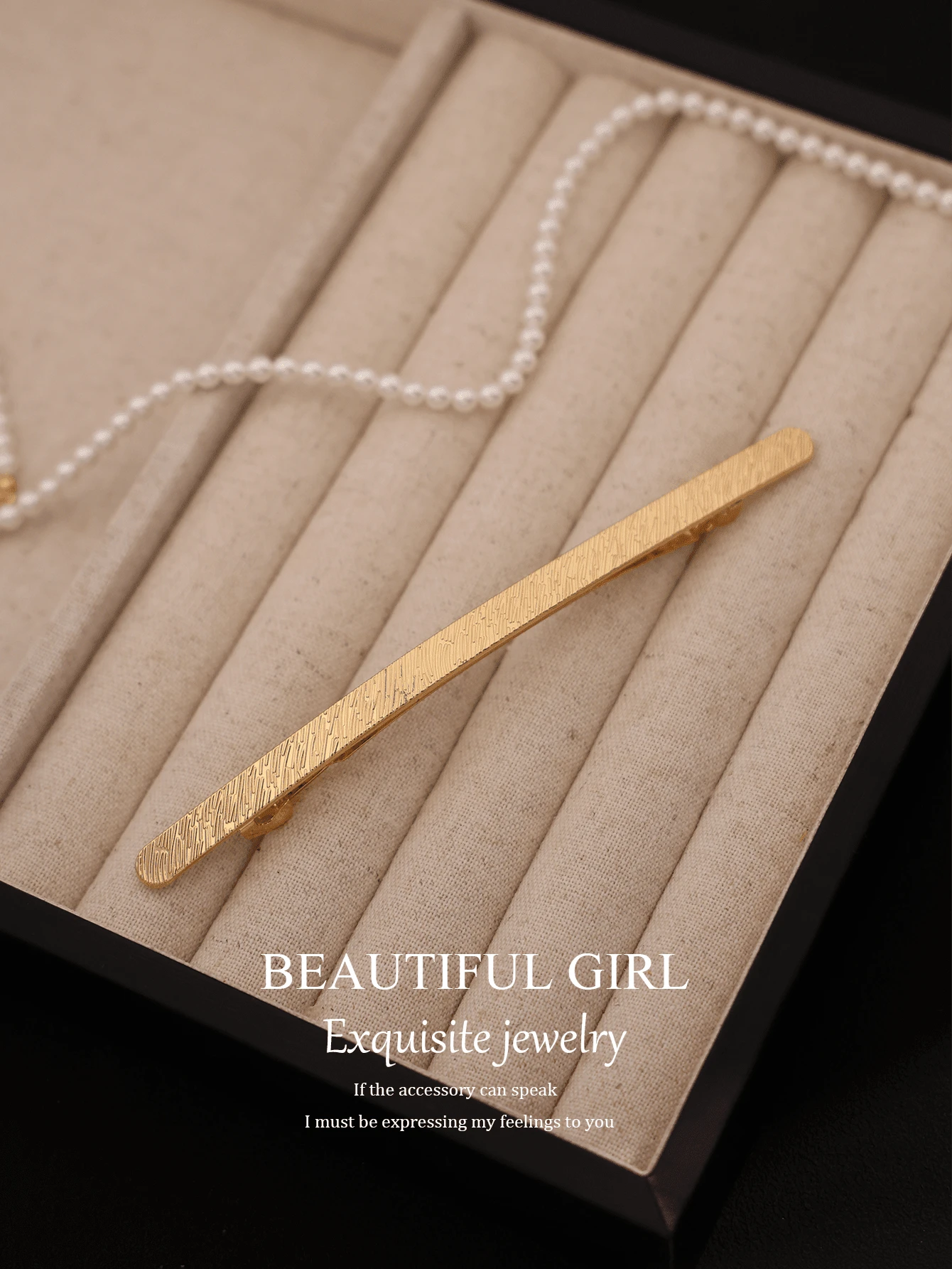 Small Niche Design Metal Hair Clip With A Simple And Versatile Texture