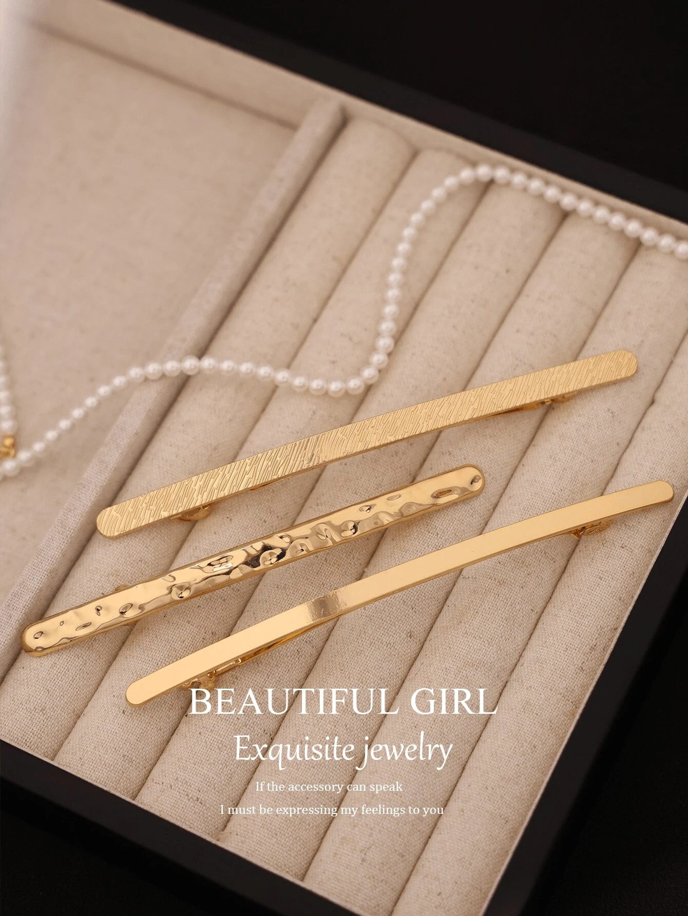 Small Niche Design Metal Hair Clip With A Simple And Versatile Texture