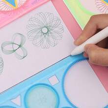 花卉图案尺子，创造令人惊叹的螺旋画透明模板绘画尺塑料拼图游戏和圣诞礼物 - 彩色 - 查看 5