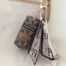 1pc Portable Coin Pouch & Car Keychain, Mini Fashionable Key Ring Casual Car Accessories Bag Charm School Letter