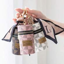 1pc Portable Coin Pouch & Car Keychain, Mini Fashionable Key Ring Casual Car Accessories Bag Charm School Letter