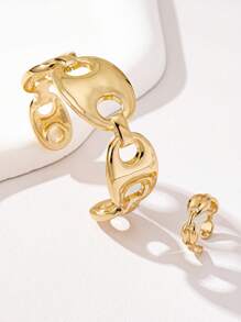 1 Set (1pc Geometric Line Gold Bangle And 1pc Geometric Line Thick Ring) European And American Retro Fashion Gold Geometric Line Bangle And Geometric Line Thick Ring Combo Set, Fashionable And Cool, Durable Summer Thick Bangle And Thick Ring Jewelry Set, Suitable For Women To Wear Daily, Holidays, Friends Gathering, Activities, Couple Gift, Etc.