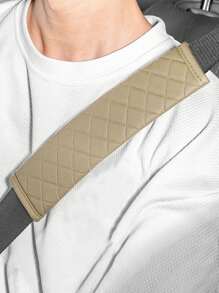 1 件皮革压花汽车安全带套，透气保护肩垫，适合车辆使用