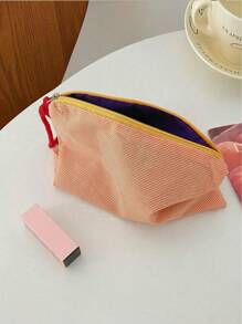 Una bolsa de maquillaje con bloqueo de color a cuadros y cremallera, bolsa de almacenamiento de maquillaje, bolsa de viaje portátil, bolsa de almacenamiento de artículos de tocador, bolsa de viaje para cosméticos y artículos de tocador, brochas de maquillaje, lápiz labial, cepillos, productos de cuidado de la piel, teléfono móvil, monedas, artículos pequeños, Navidad, regalos, vacaciones, uso multifuncional.