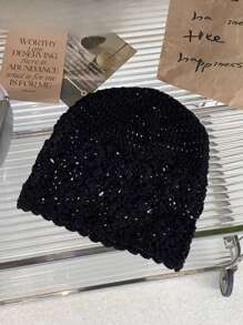 1 pezzo Berretto a cuffia lavorato a mano in poliestere casual boho con fiore di perle traforato, sottile e traspirante, adatto per tutte le stagioni per le donne
