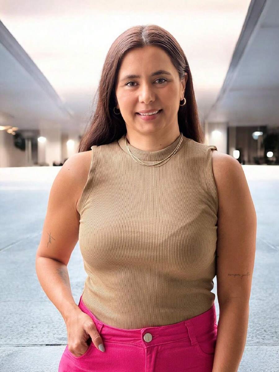 Women T-Shirts - 高的 - 查看 1