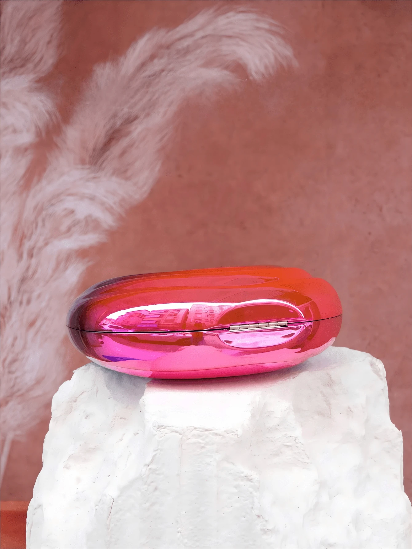 Luxury 2024 Women's Bridal Wedding Purse Party Prom Crescent Clip Shell