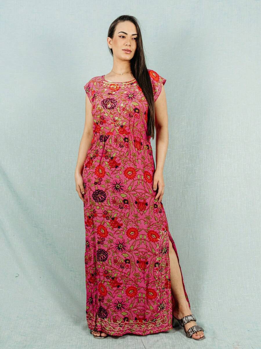 Long Viscose Dress With Floral Print And Side Slit In Pink SDE-15094 - Màu Hồng Tươi - Xem 1