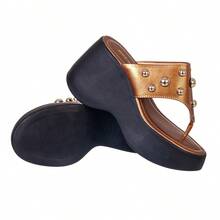 Women's Wedge Clogs Platform Flip Flops Thick Heel - Bronze - View 3