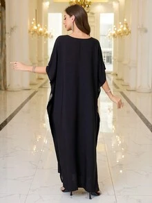 Women's Black Embroidered Arabic Style V-Neck Long Robe Spring Elegant - Black - View 2
