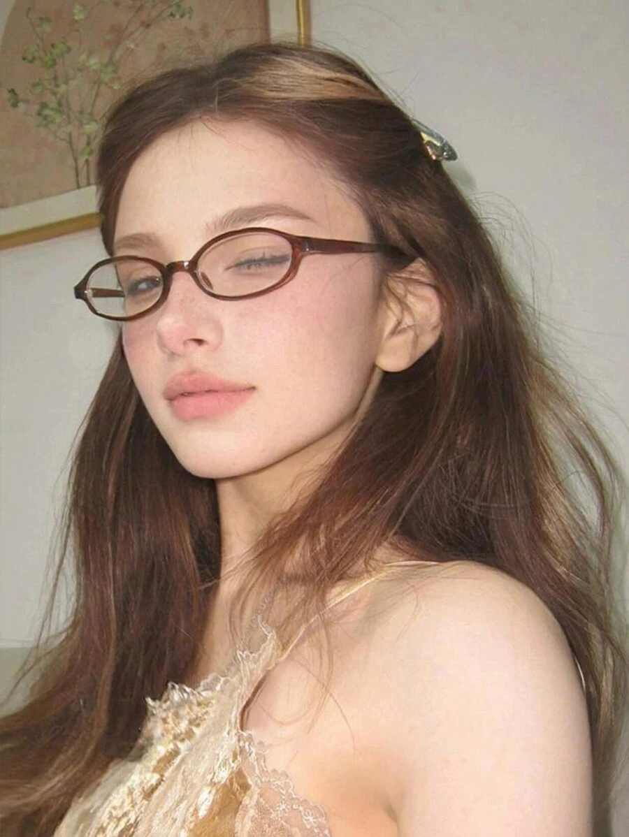 1 副女士椭圆形透明棕色 PC 镜框小复古时尚无度数眼镜，适合日常穿着